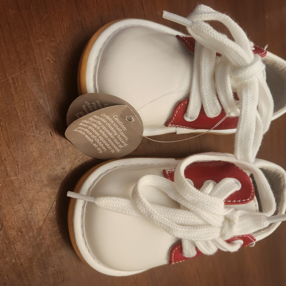 White and Red Kids Dress Shoes with Lace-Up Closure